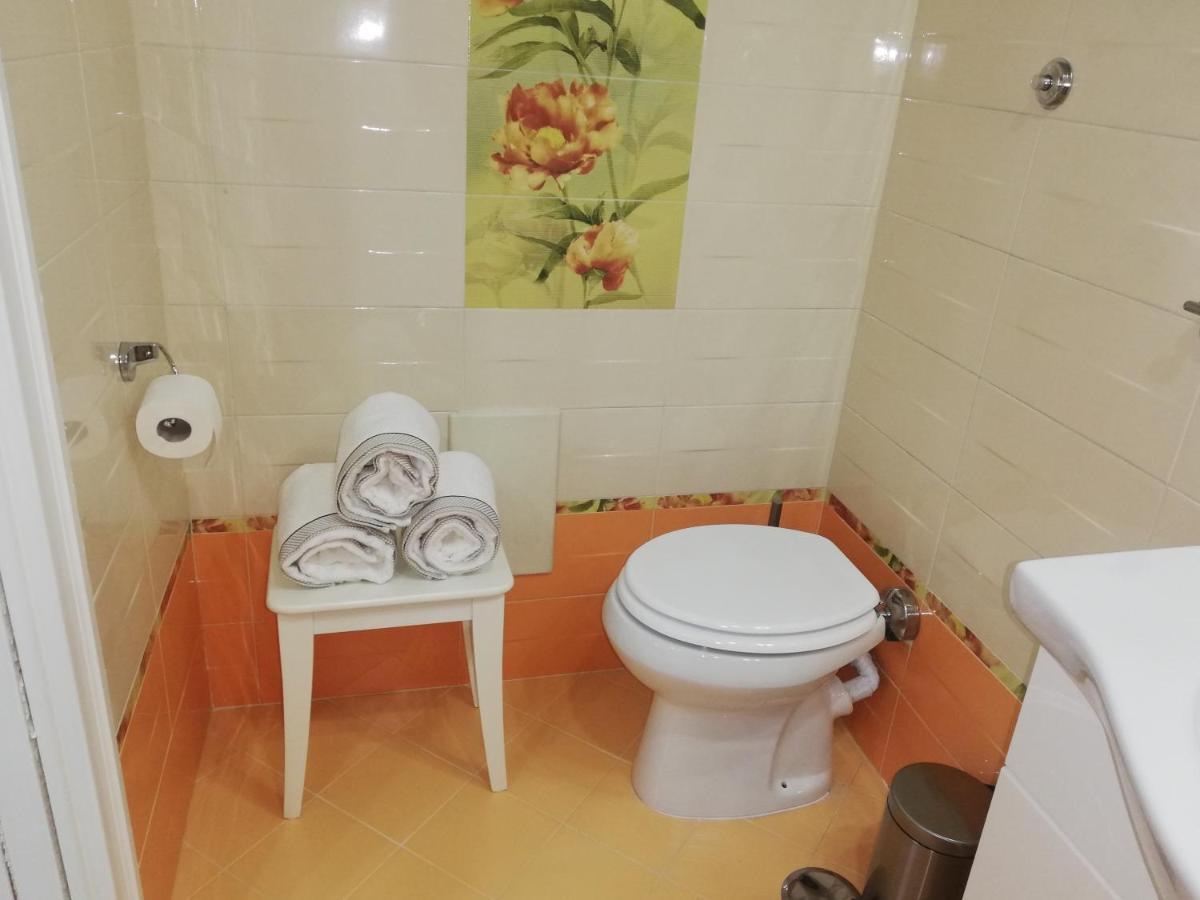 La Dolce Dimora Bed & Breakfast Naples Exterior photo